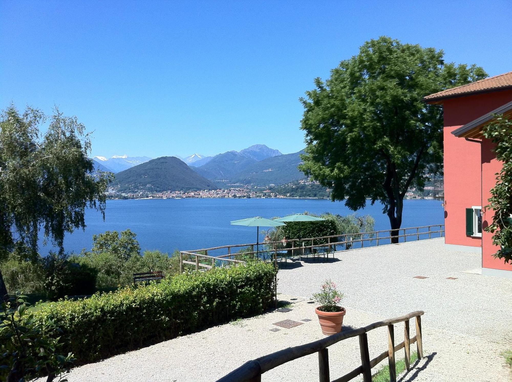 Locanda Pozzetto Laveno-Mombello Bagian luar foto