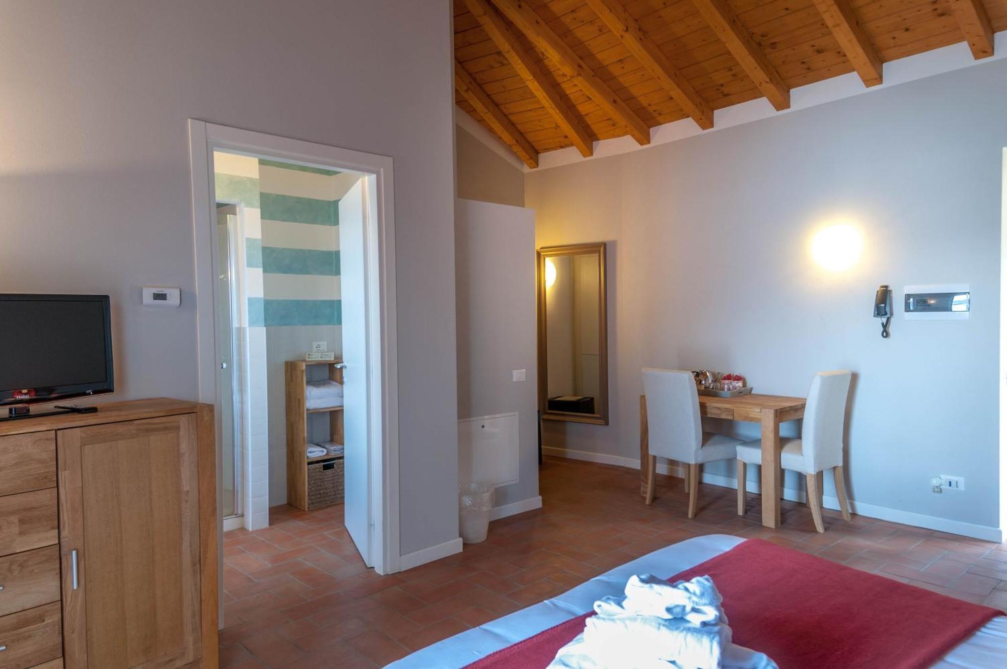 Locanda Pozzetto Laveno-Mombello Ruang foto